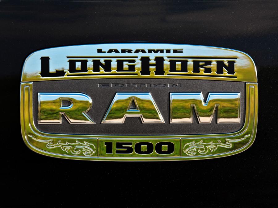  Dodge Ram 1500 Laramie Longhorn Crew Cab 2010 года  (фото 20 из 24)